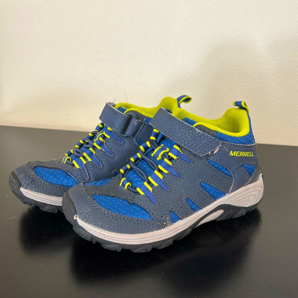 Boys Merrell shoes